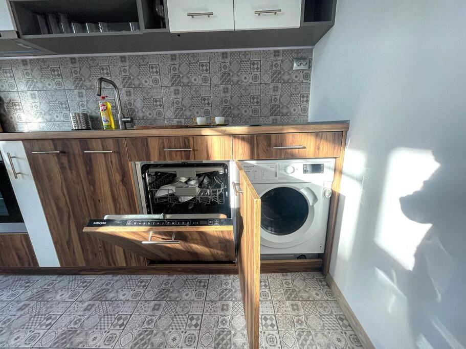 A Flat For A Great Start Apartment โซเฟีย ภายนอก รูปภาพ